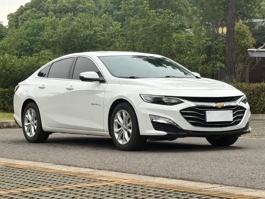 Chevrolet Malibu XL