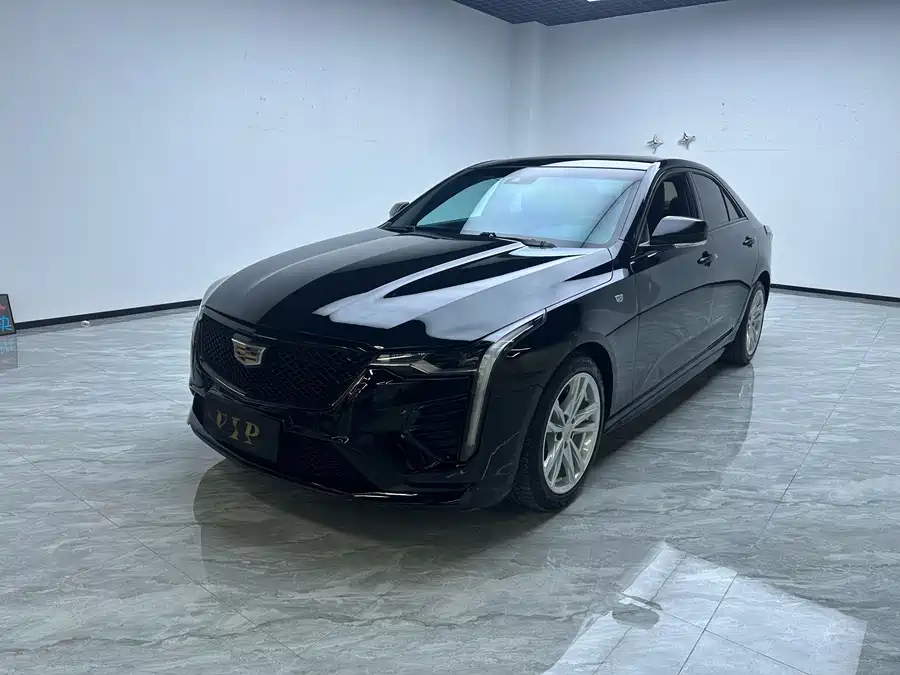 Cadillac CT4