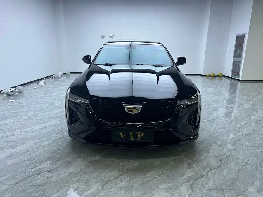 Cadillac CT4