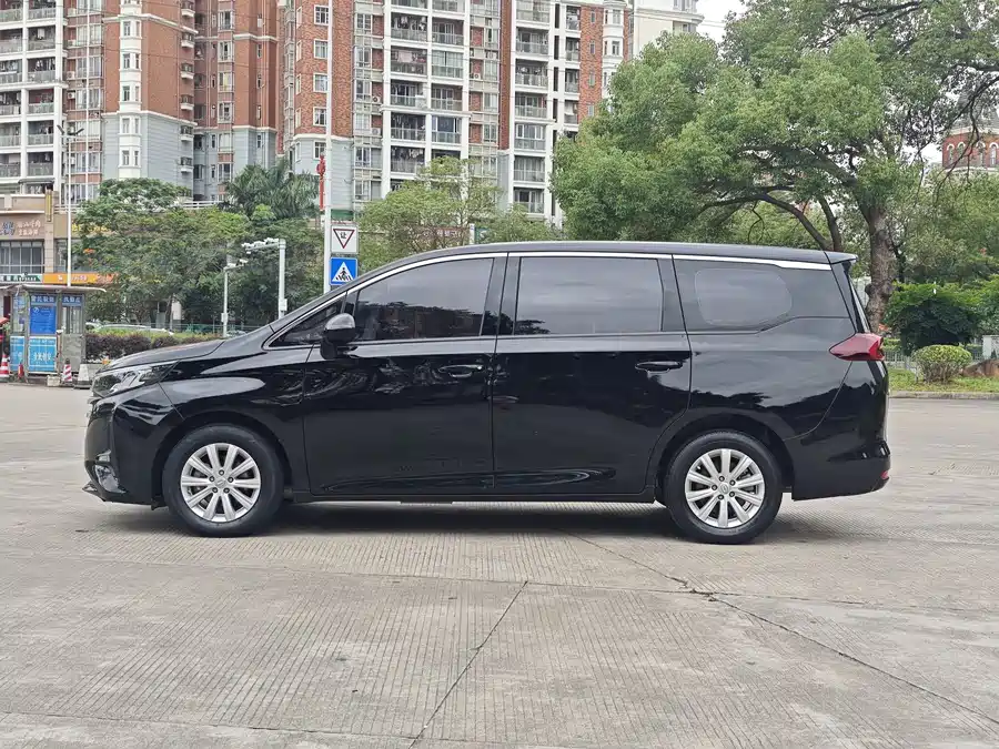 GAC Trumpchi M6