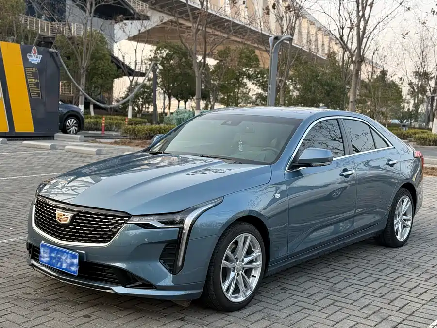 Cadillac CT4