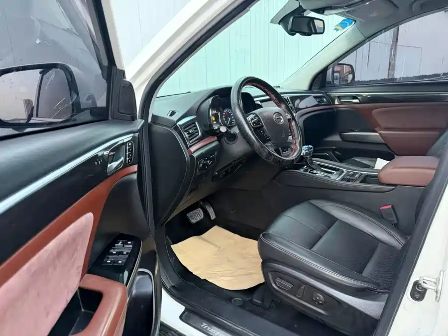 GAC Trumpchi GS8