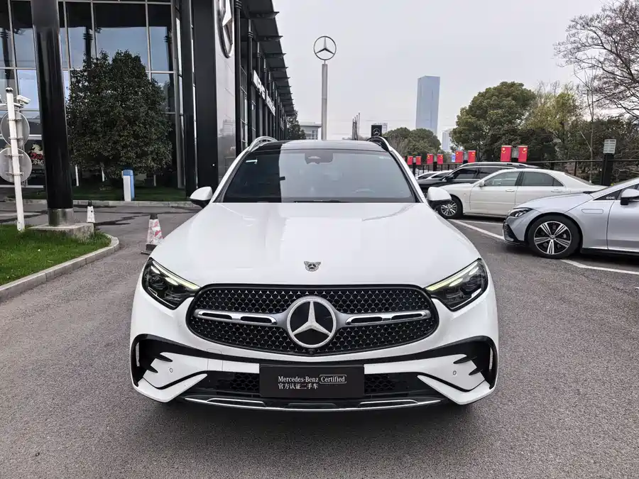 Mercedes Benz GLC