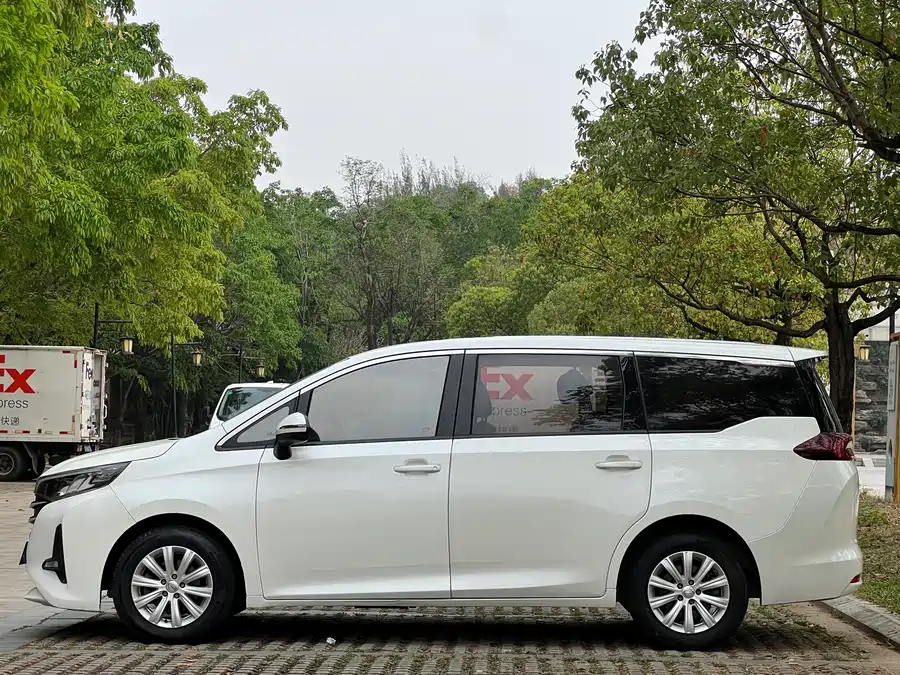 GAC Trumpchi M6