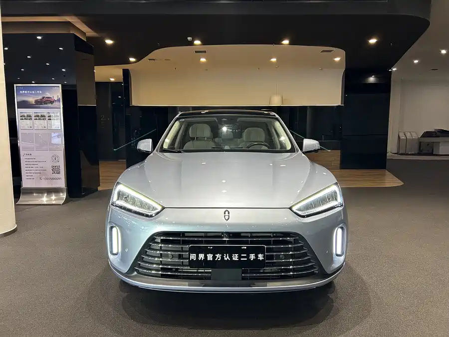AITO Wenjie M5