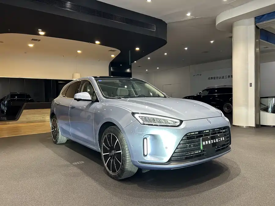 AITO Wenjie M5