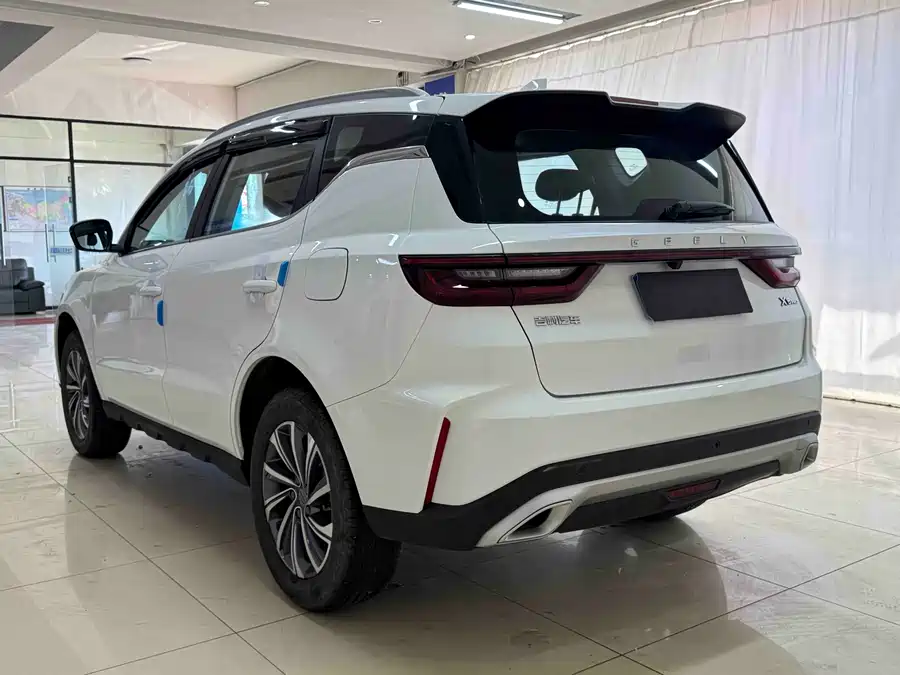 Geely Vision X6