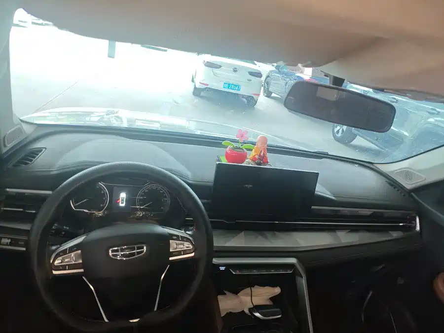 Geely Vision X6