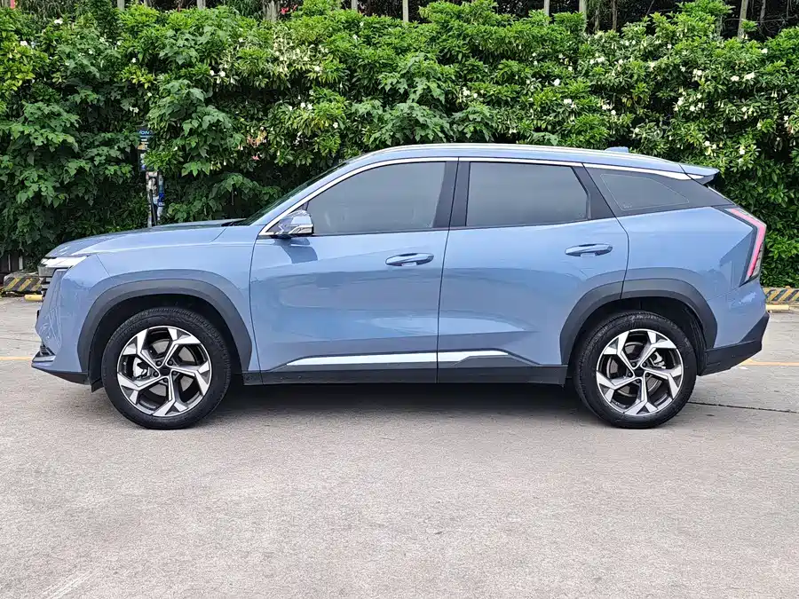 Geely Boyue L