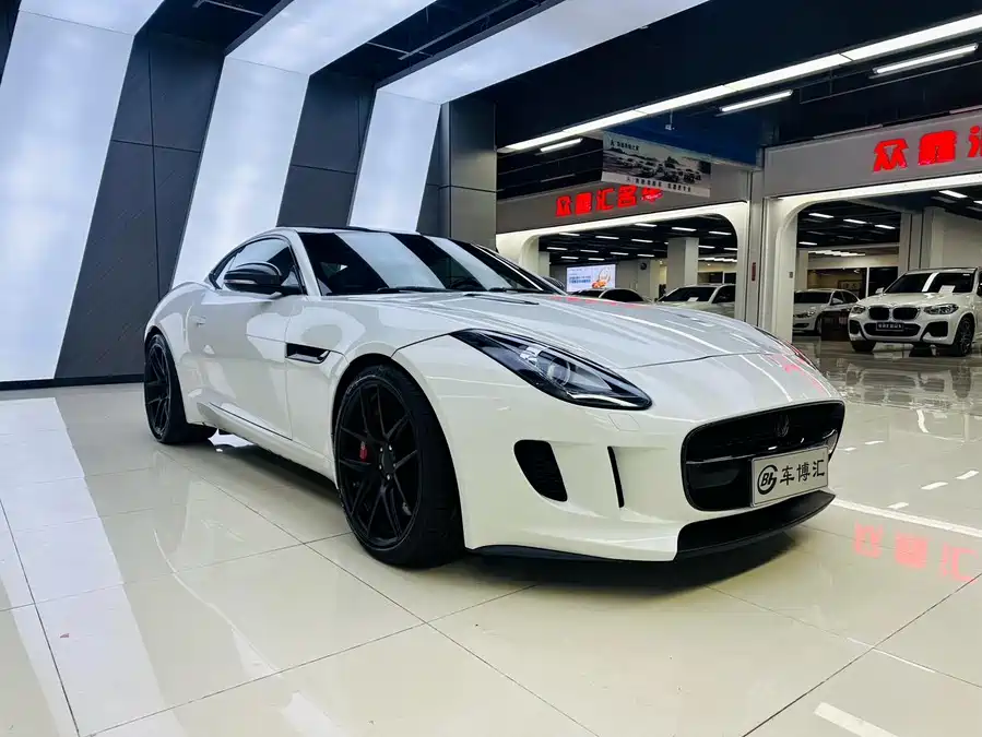Jaguar F-TYPE