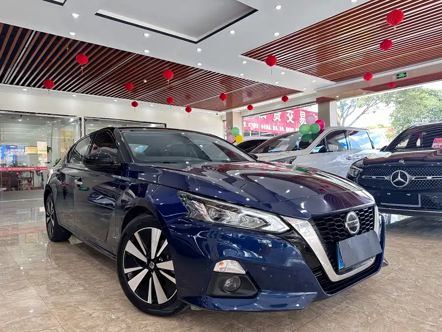 Nissan Teana