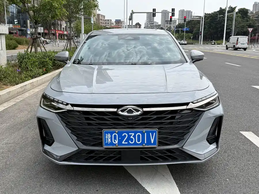 Chery Arrizo 8