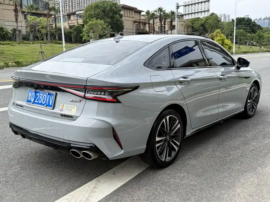 Chery Arrizo 8