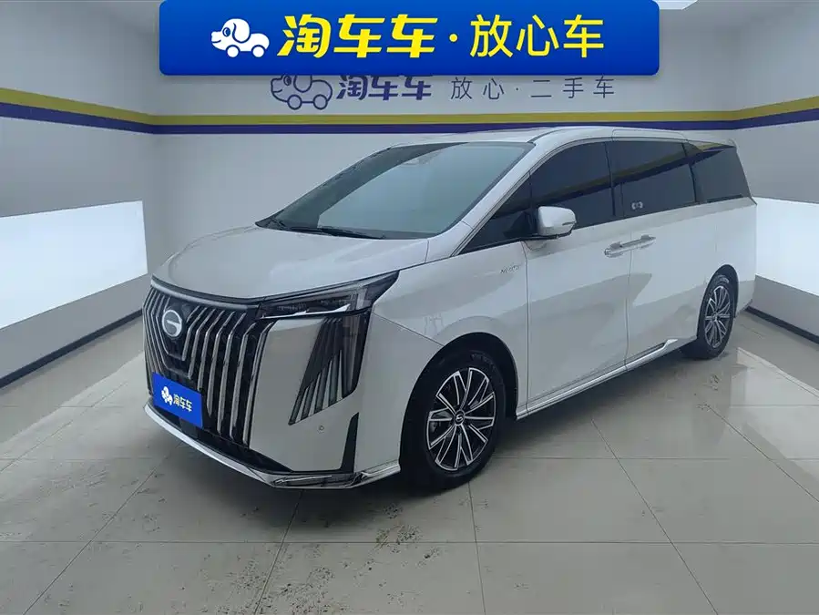 GAC Trumpchi M8