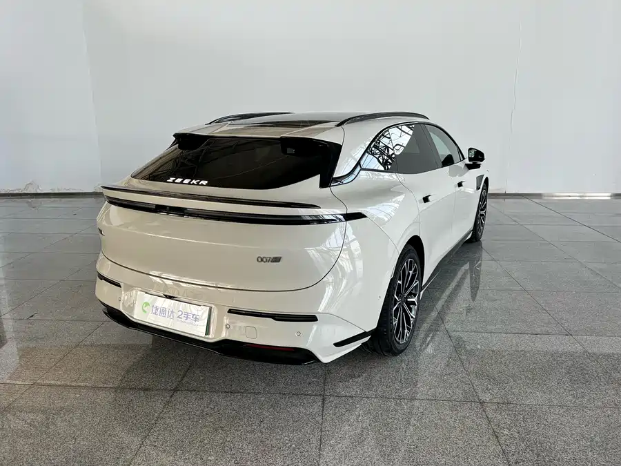 Zeekr 007GT