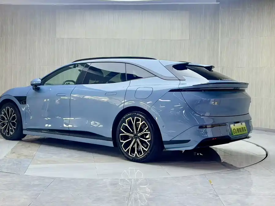 Zeekr 007GT