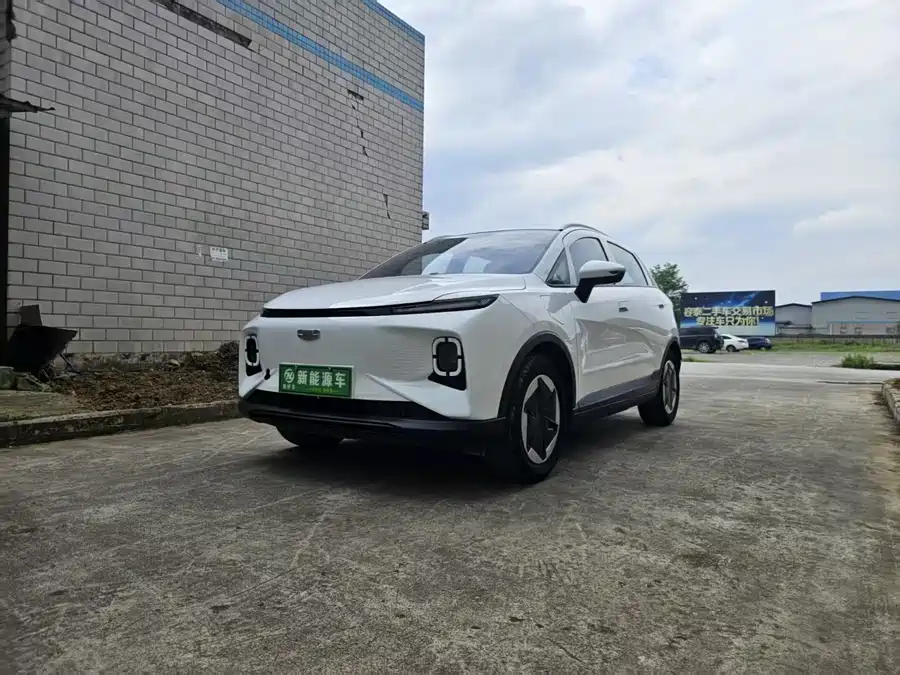 Geely E firefly