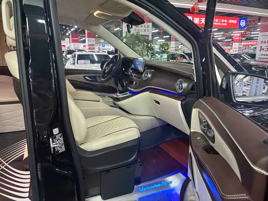 Mercedes Benz Vito