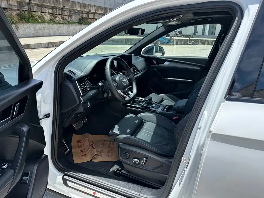 Audi Q5L Sportback