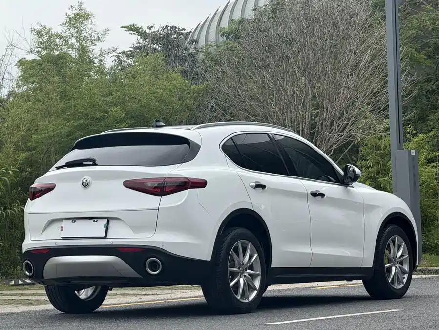 Alfa Romeo Stelvio