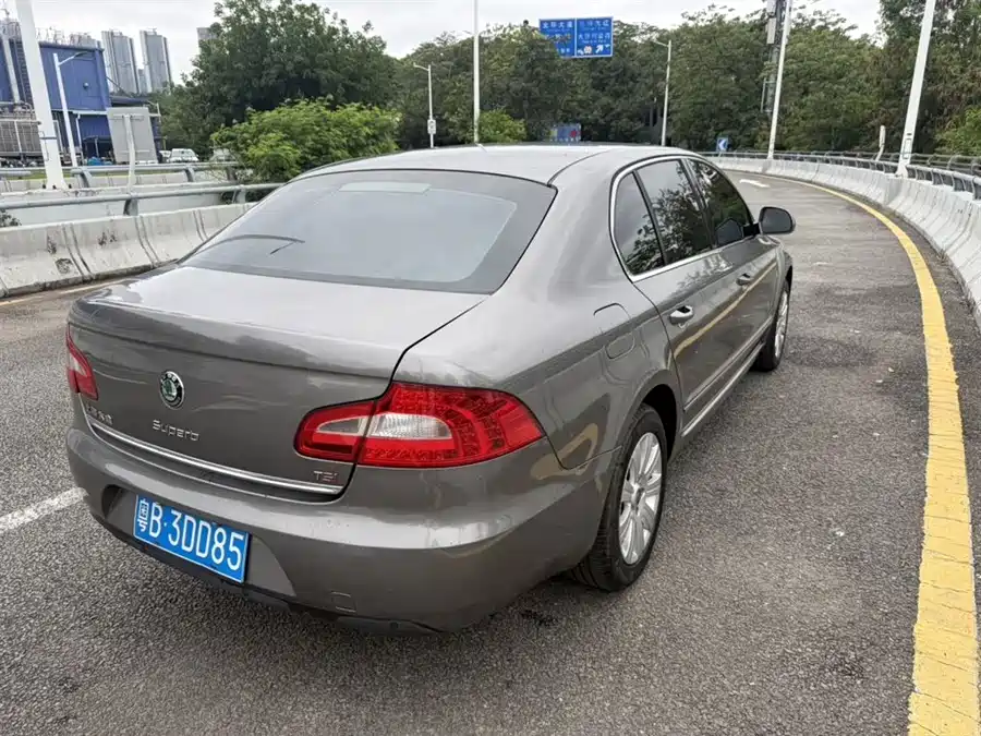 Skoda SuperB
