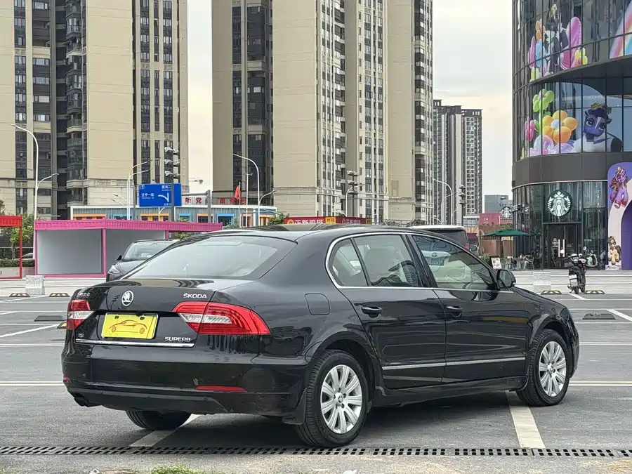 Skoda SuperB