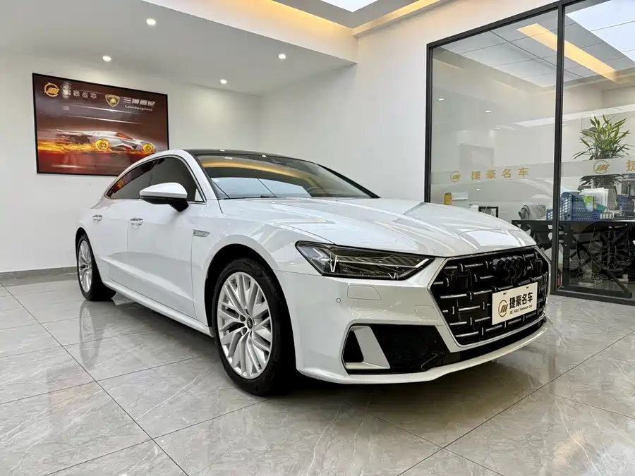 Audi A7L