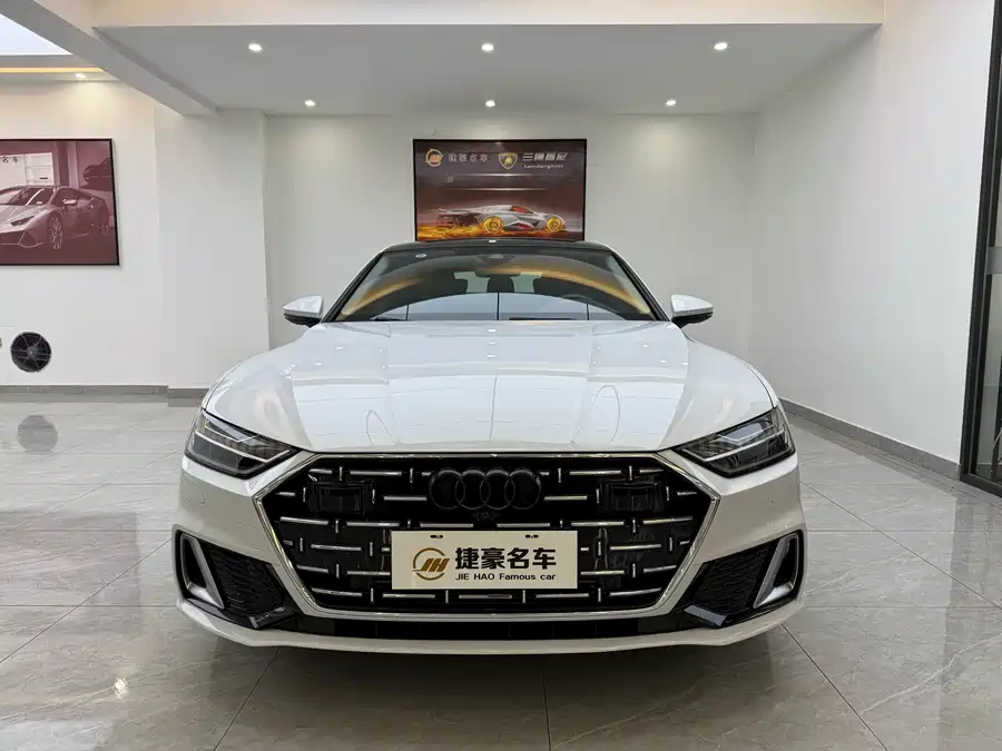 Audi A7L