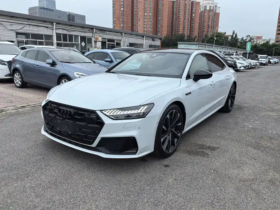 Audi A7L