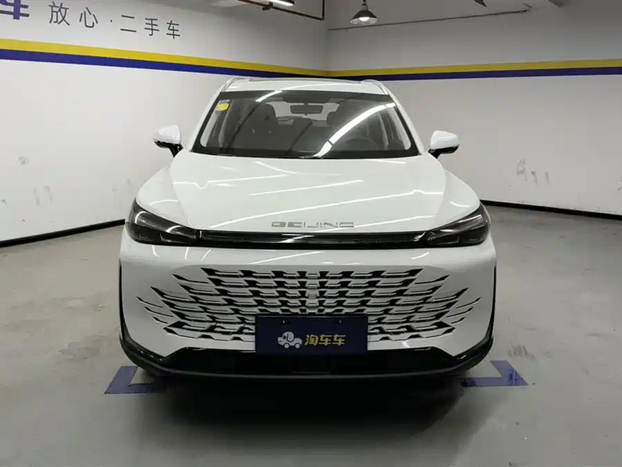 BAIC Beijing X7