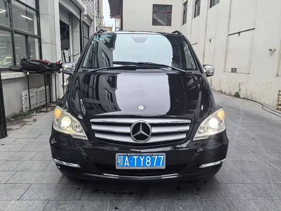 Mercedes-Benz Viano