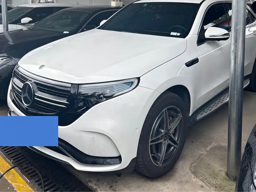 Mercedes Benz EQC