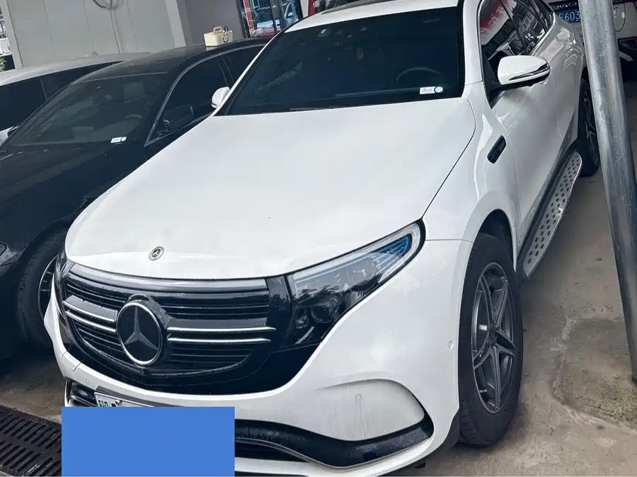 Mercedes Benz EQC
