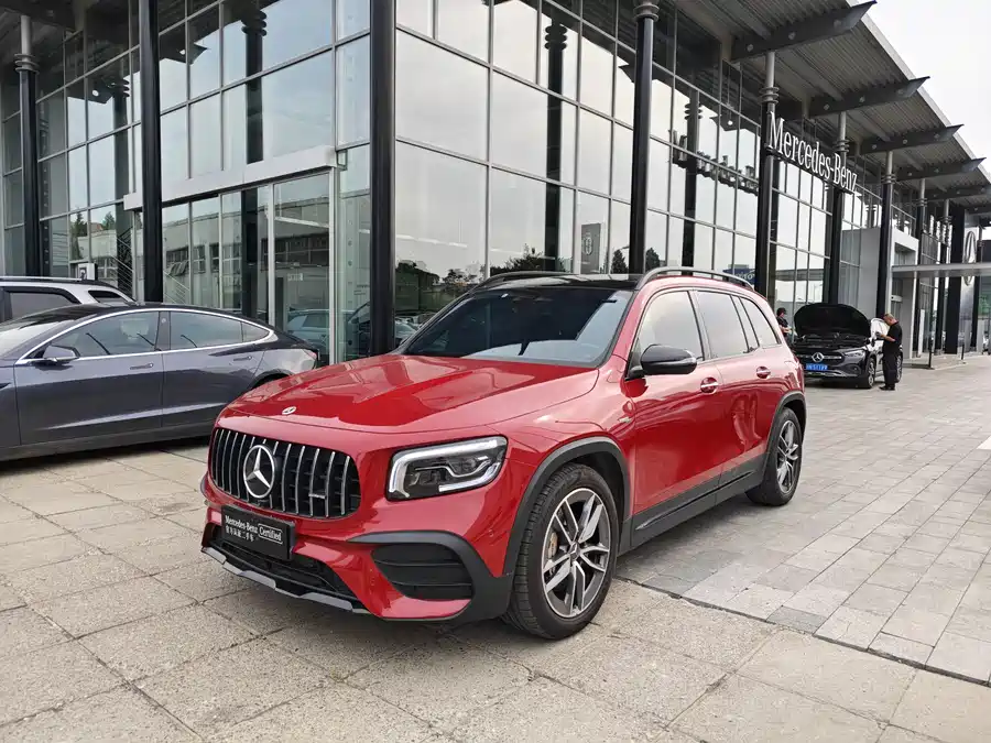Mercedes Benz GLB AMG