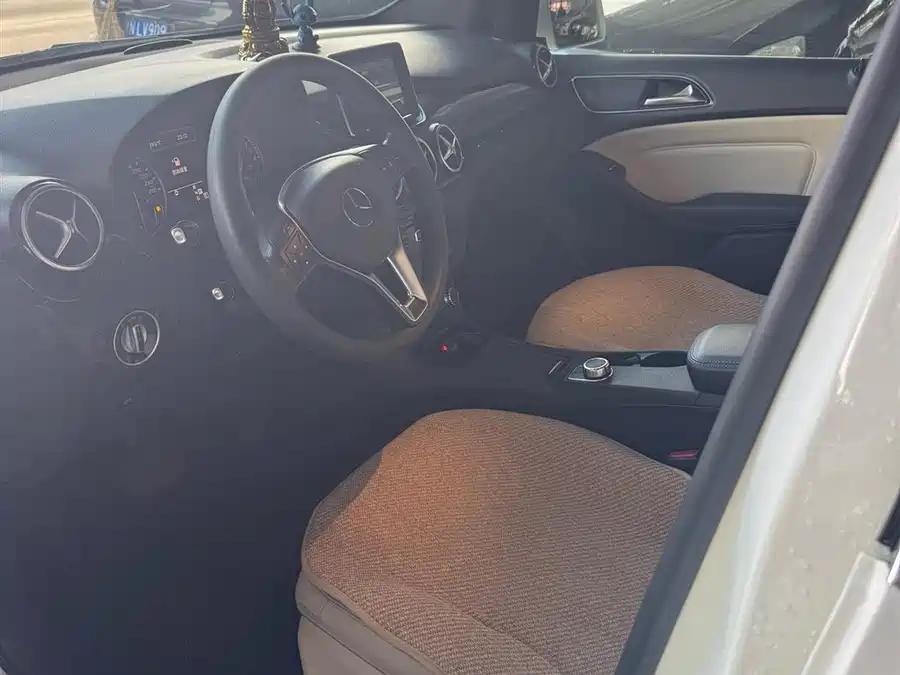 Mercedes-Benz Grade A