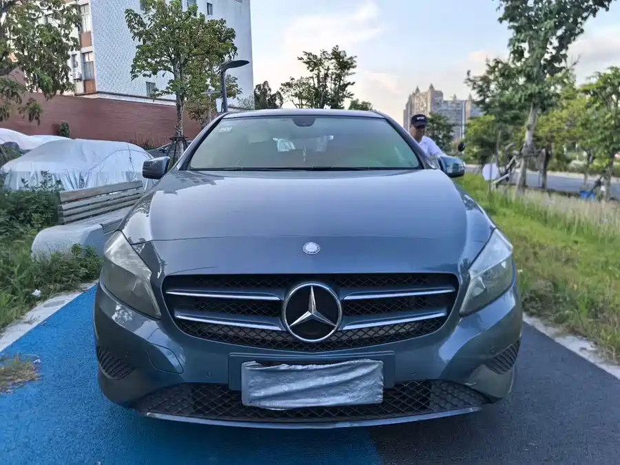 Mercedes-Benz Grade A