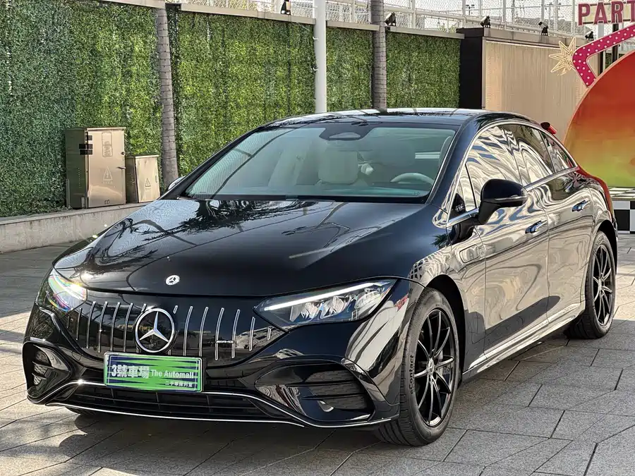 Mercedes Benz EQE