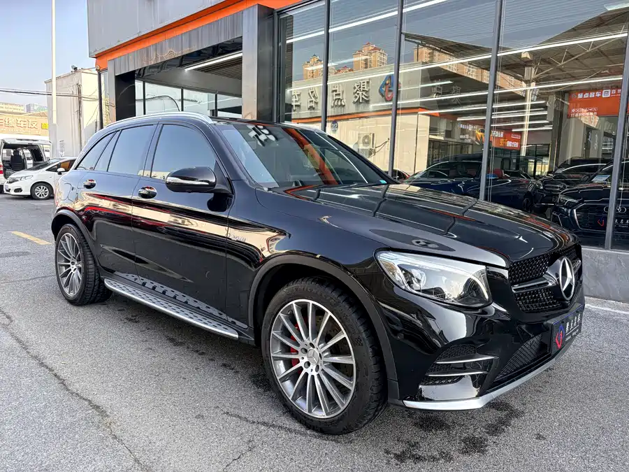 Mercedes Benz GLC AMG