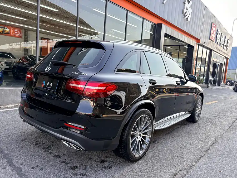 Mercedes Benz GLC AMG