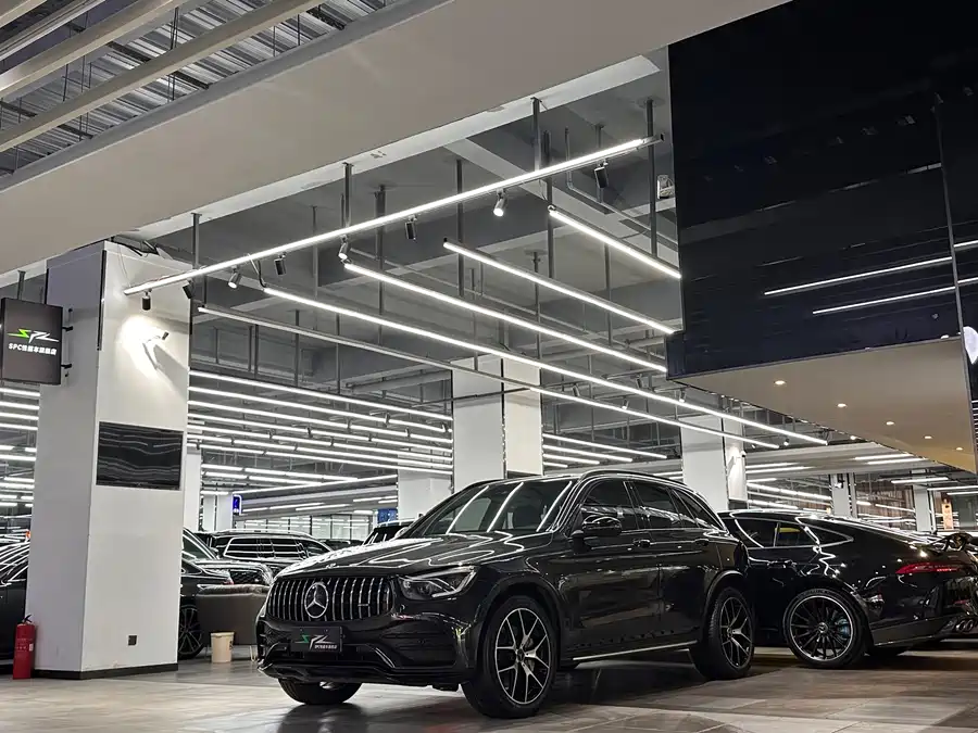 Mercedes Benz GLC AMG