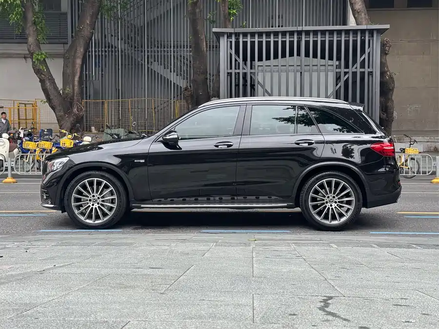 Mercedes Benz GLC AMG