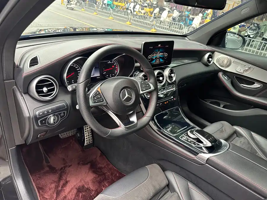 Mercedes Benz GLC AMG