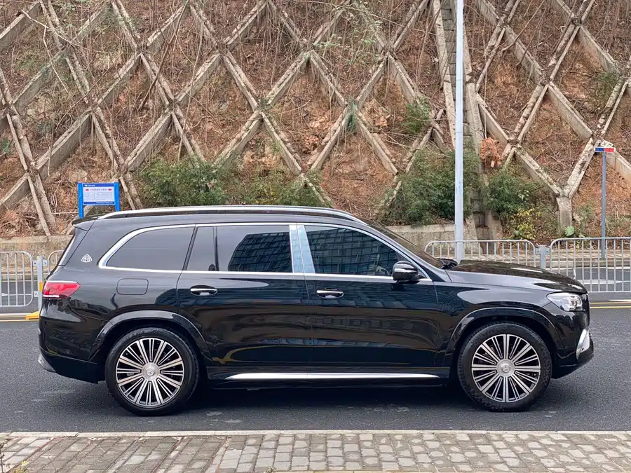 Mercedes Benz Maybach GLS