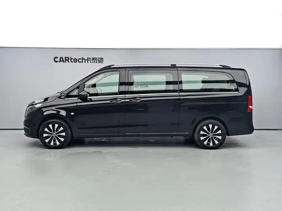 Mercedes Benz Vito