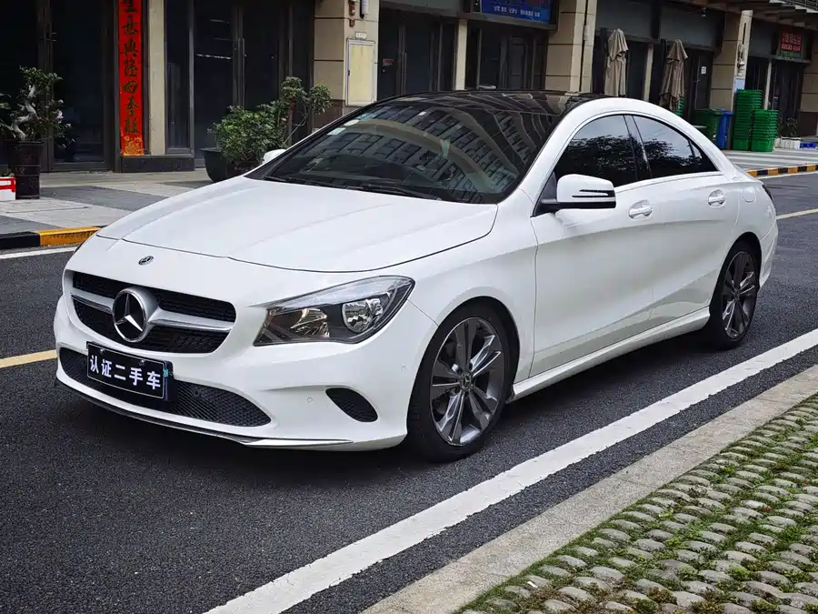 Mercedes-Benz CLA
