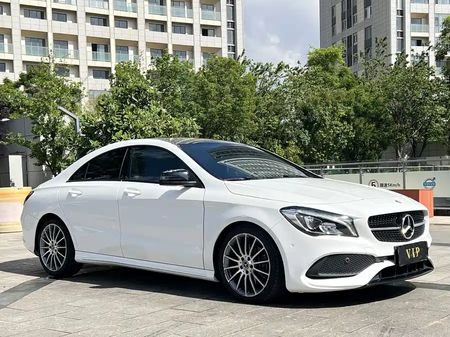 Mercedes-Benz CLA