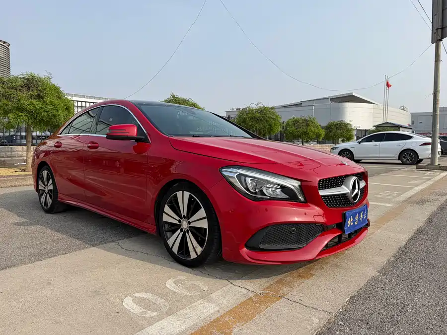Mercedes-Benz CLA
