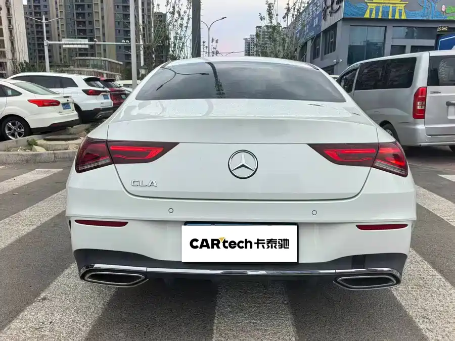 Mercedes-Benz CLA
