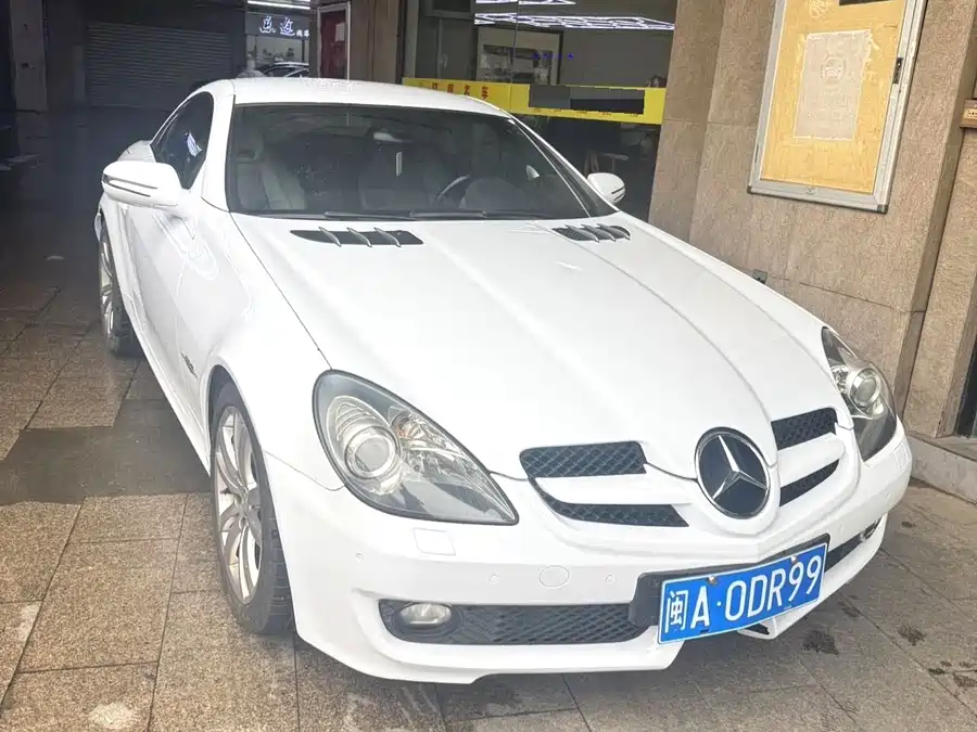 Mercedes Benz SLK-Class