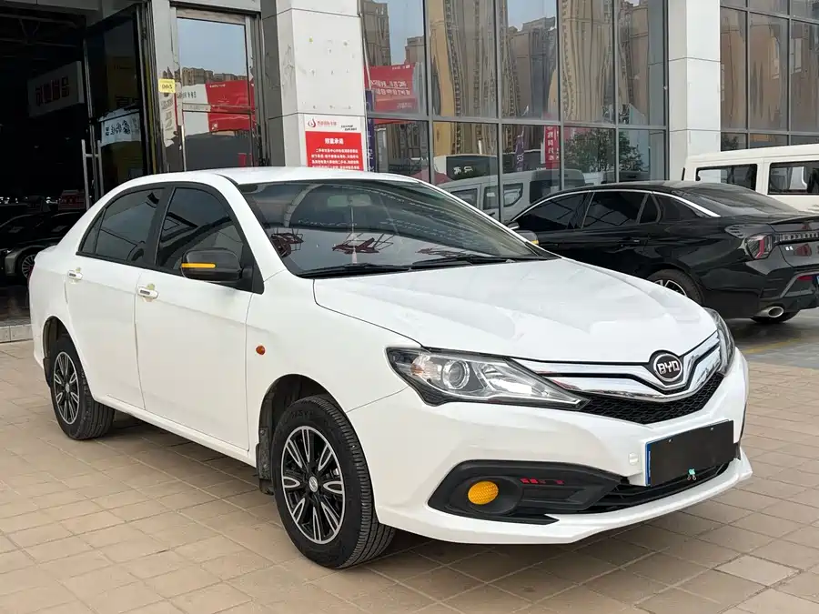 BYD F3